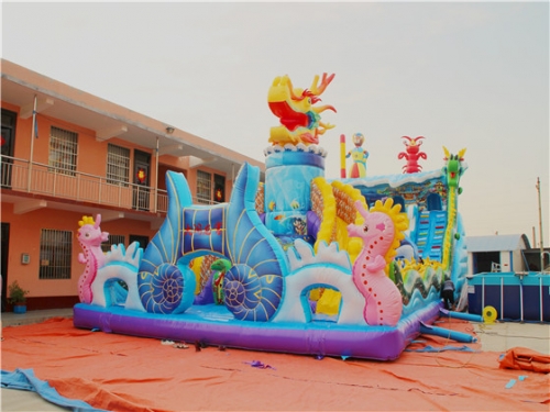 充氣城堡多少錢(qián)一平方