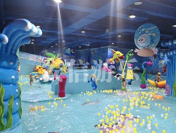 室內(nèi)恒溫水上樂園