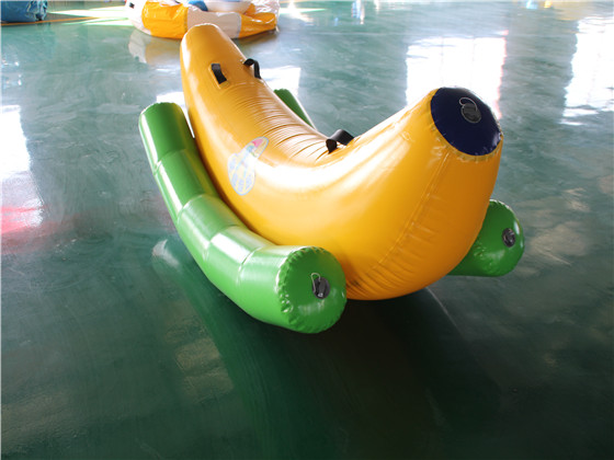 充氣游泳泳具